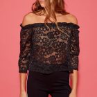 Tezenis vállra húzható csipke top