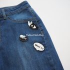 Calzedonia farmernadrág kitűzőkkel