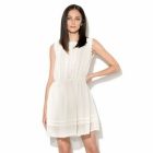 Törtfehér ruha horgolt szegélyekkel